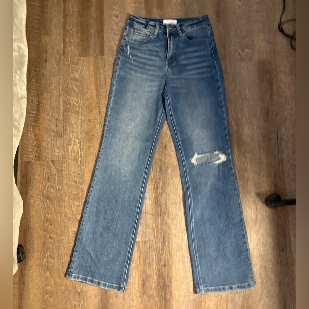 Stylish Blue Distressed Straight Leg Jeans